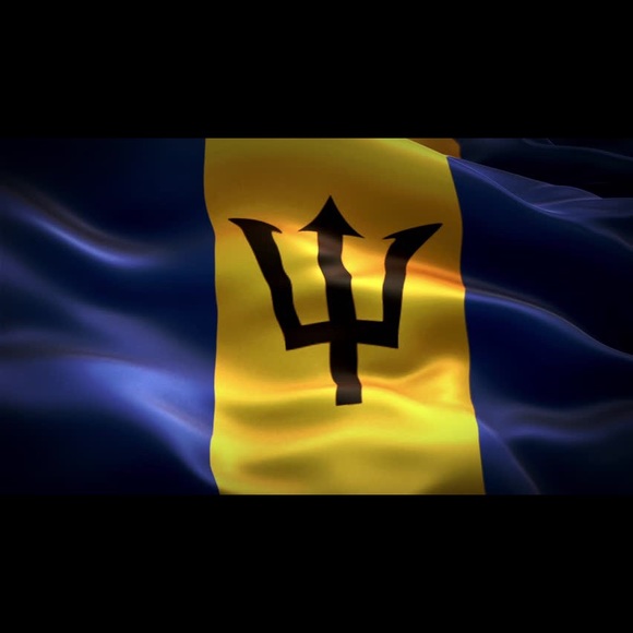 Meet your Posher, Ninicole - Picture 1 of 1